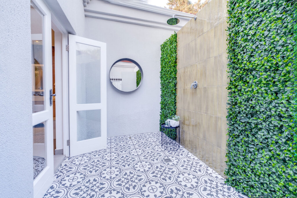 EasyIvy Foliage Wall